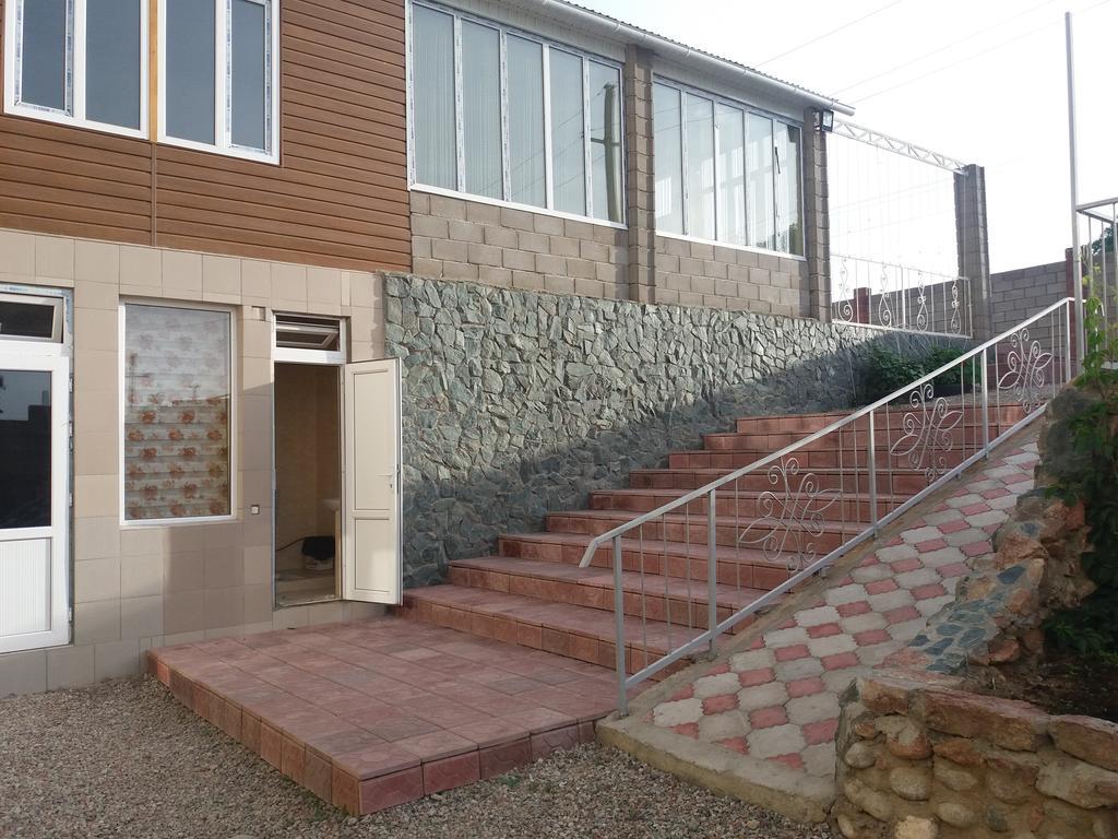 Guest House Arbat Cholpon-Ata Kültér fotó