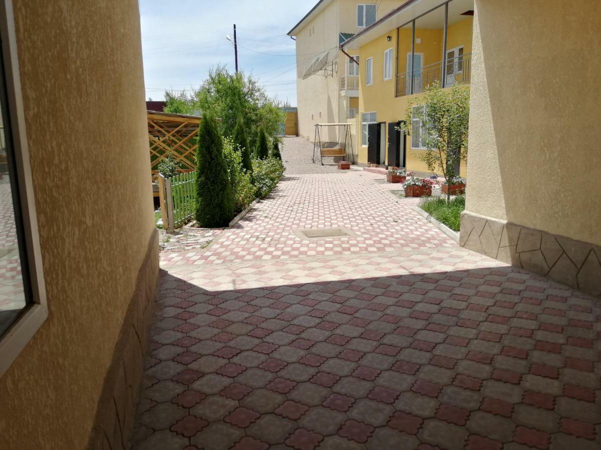 Guest House Arbat Cholpon-Ata Kültér fotó